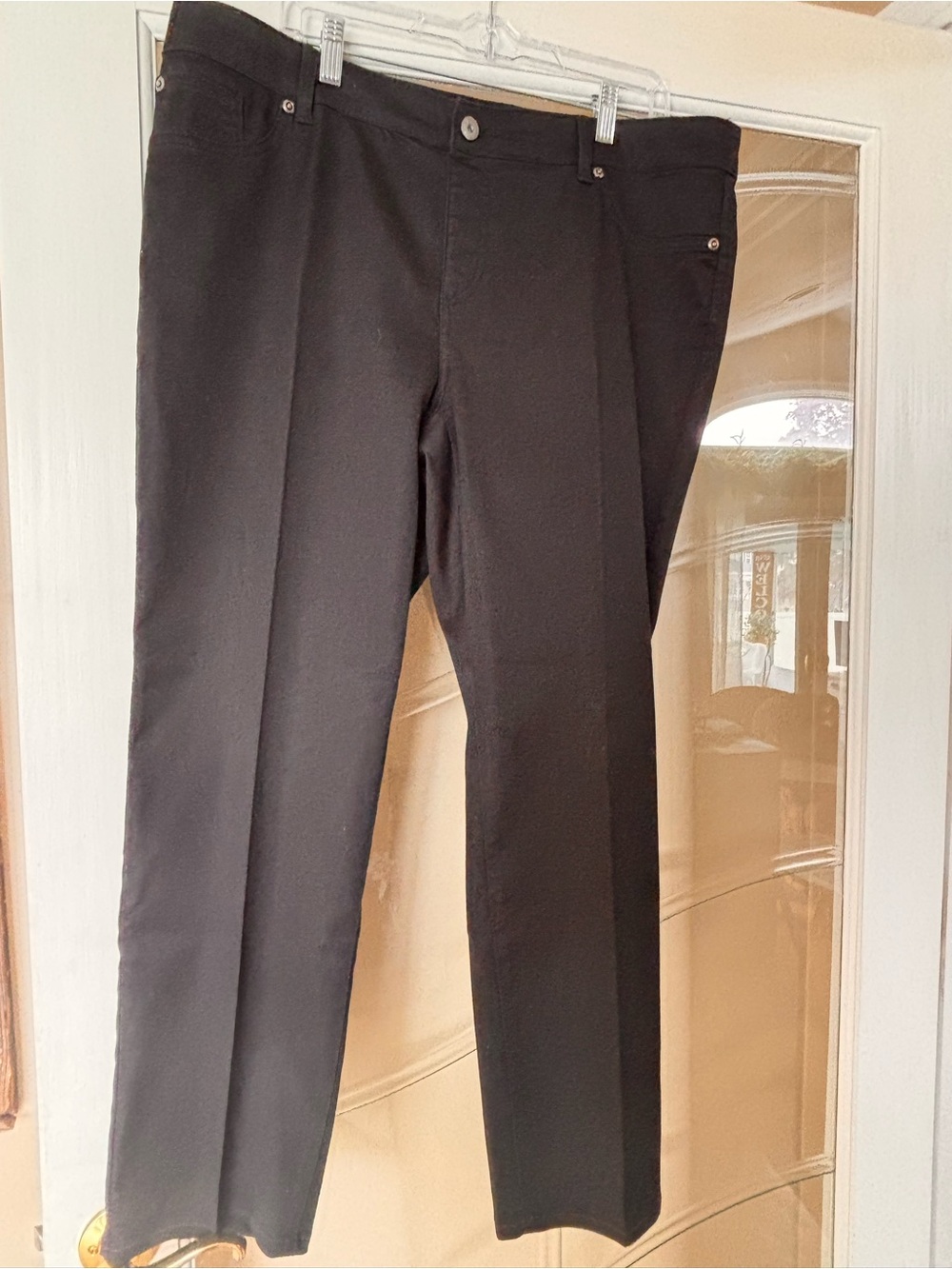 Chico's Straight-Leg Pants in Black Womens size 3